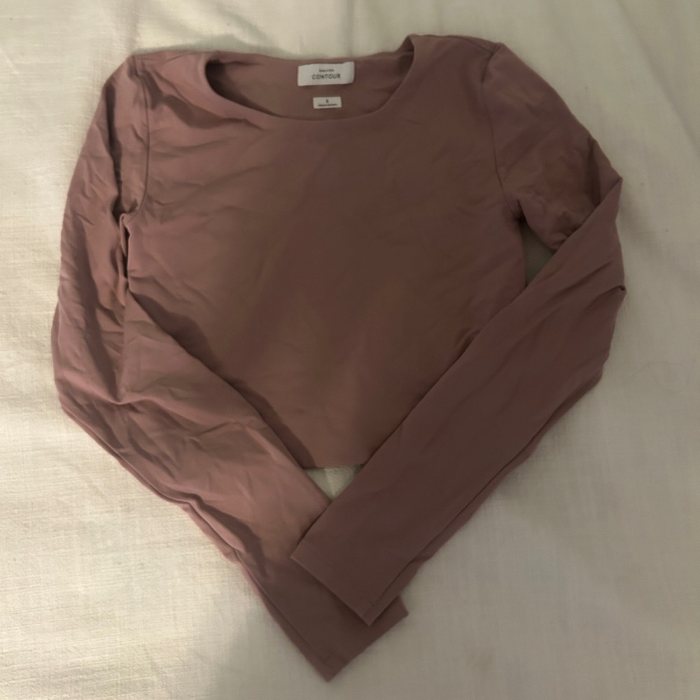 aritzia babaton long sleeve contour top